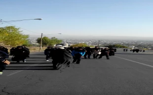 شرکت دانشجویان بسیجی در راهپیمایی همگانی