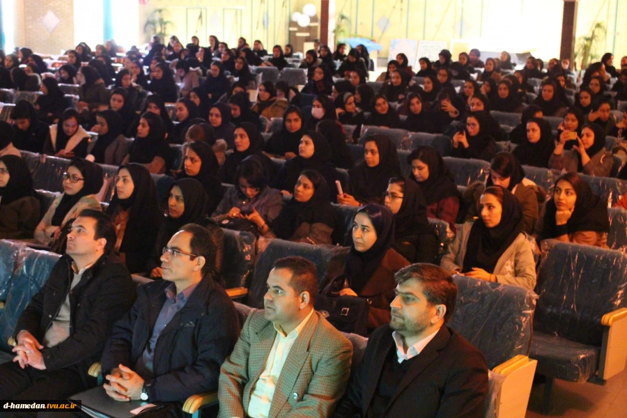 برگزاری همایش بزرگداشت روز مهندس و امضای تفاهم نامه ی همکاری بین دانشگاه فنی و حرفه ای و حوزه ی هنری استان همدان 5