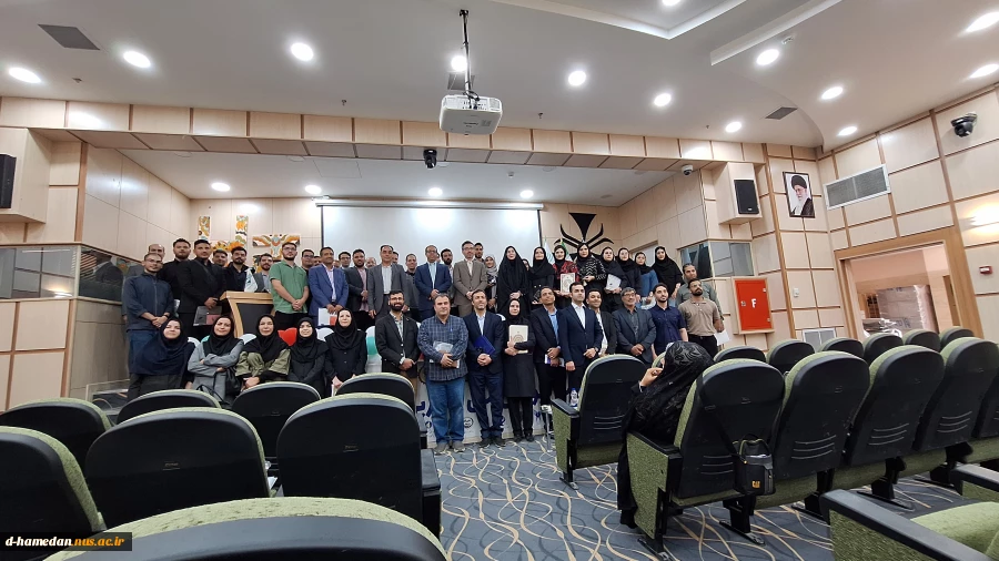 تجلیل از دانشجویان ایده پرداز آموزشکده ملی مهارت دختران همدان در مراسم اختتامیه گام نخست پویش ملی نوآفرین صنعت ساز استان همدان (جشنواره امید)
 2