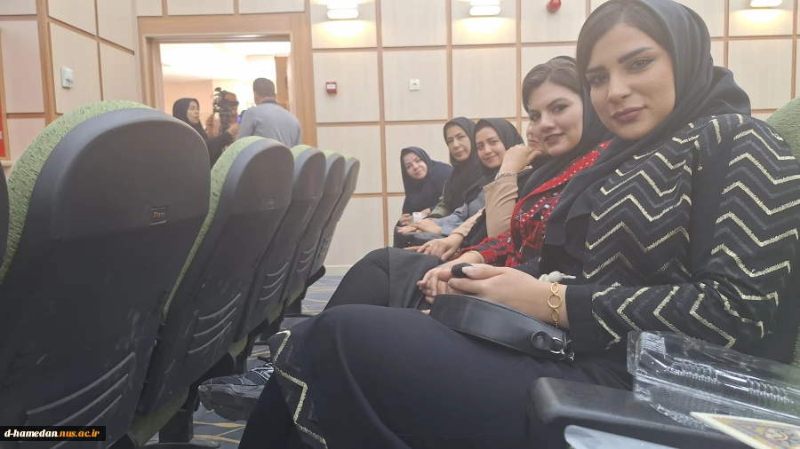 تجلیل از دانشجویان ایده پرداز آموزشکده ملی مهارت دختران همدان در مراسم اختتامیه گام نخست پویش ملی نوآفرین صنعت ساز استان همدان (جشنواره امید)
 2