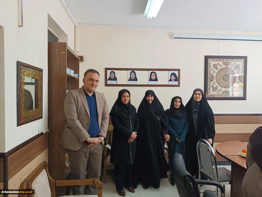 آیین تجلیل و تکریم پیشکسوتان و رونمایی از تصاویر روسای سابق آموزشکده ی ملی مهارت دختران همدان در هفته آموزش 3
