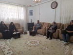 حضور ریاست و جمعی از کارکنان در منزل شهید بهاره لطفی از شهدای جنگ تحمیلی ۱۲ روزه (فرزند شهید علی لطفی؛ جانباز شیمیایی دفاع مقدس)
 2